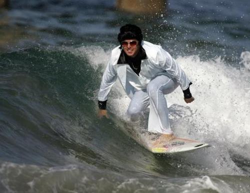 ElvisSurfing.jpg