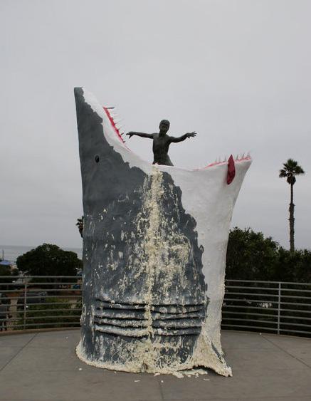 shark_eats_cardiff_kook.jpg